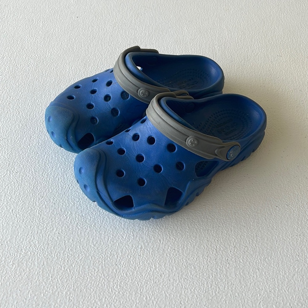 Kids crocs size 12